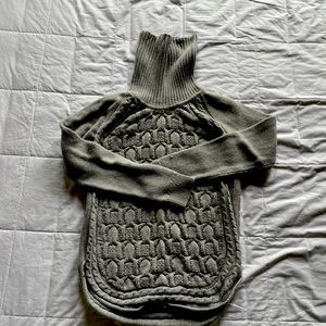 Banana Republic XS Grey Cableknit Turtleneck Sweater